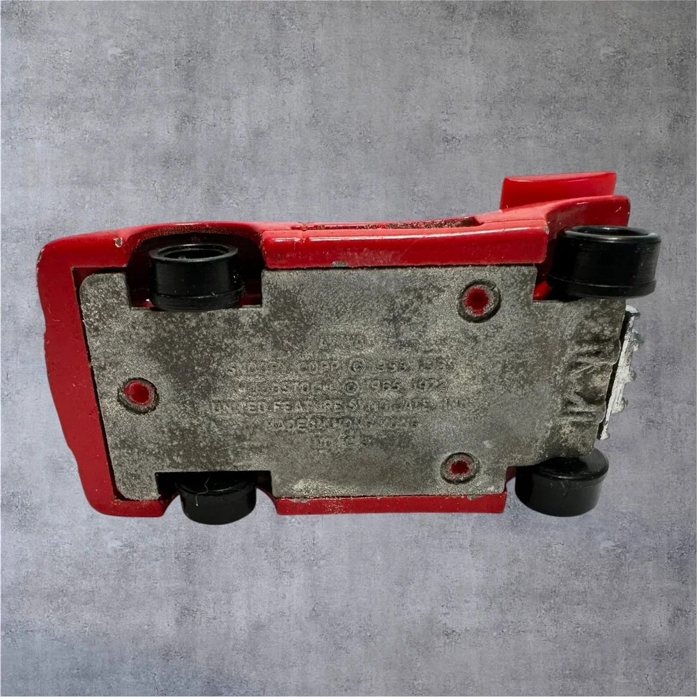 Aviva Snoopy‎ Race Car Red Vintage Diecast Peanuts No 61 Toy Hong Kong